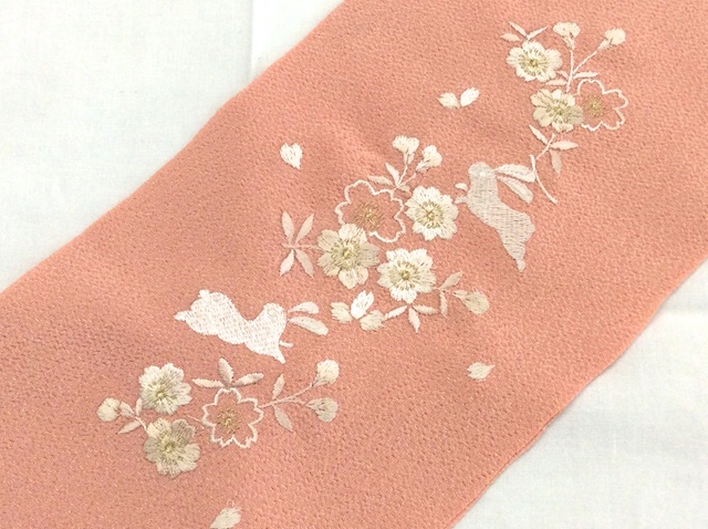 うさぎ　桜　刺繍　鼻緒　正絹　日本製カラーグリーン
